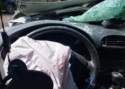 1999 Chevrolet Corvette Hardtop from USA, damaged, VIN 1G1YY12G1X5116258